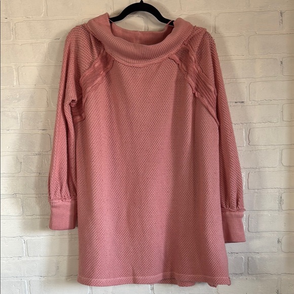 Free People We The Free She's A Keeper Coral Cowl Mock Neck Sweater Sz Med NWT - Picture 9 of 17
